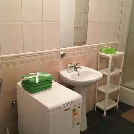Spacious Near City Center * Krakow