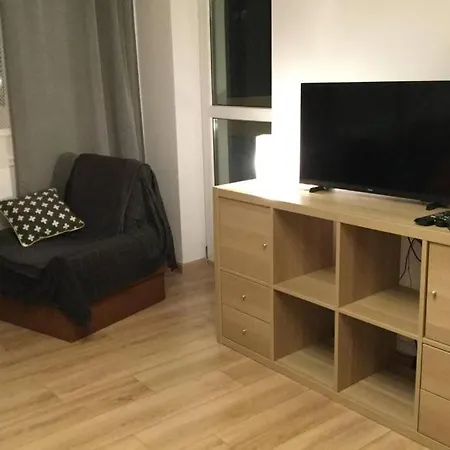 Spacious Near City Center *